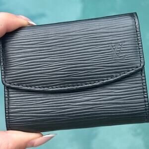 Louis Vuitton Authentic Epi Leather Black Coin Purse Wallet
